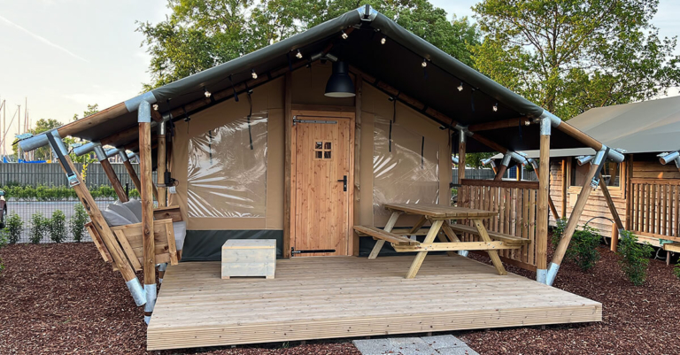 Buitenaanzicht glampingtent 4 personen - Waterherberg it Beaken